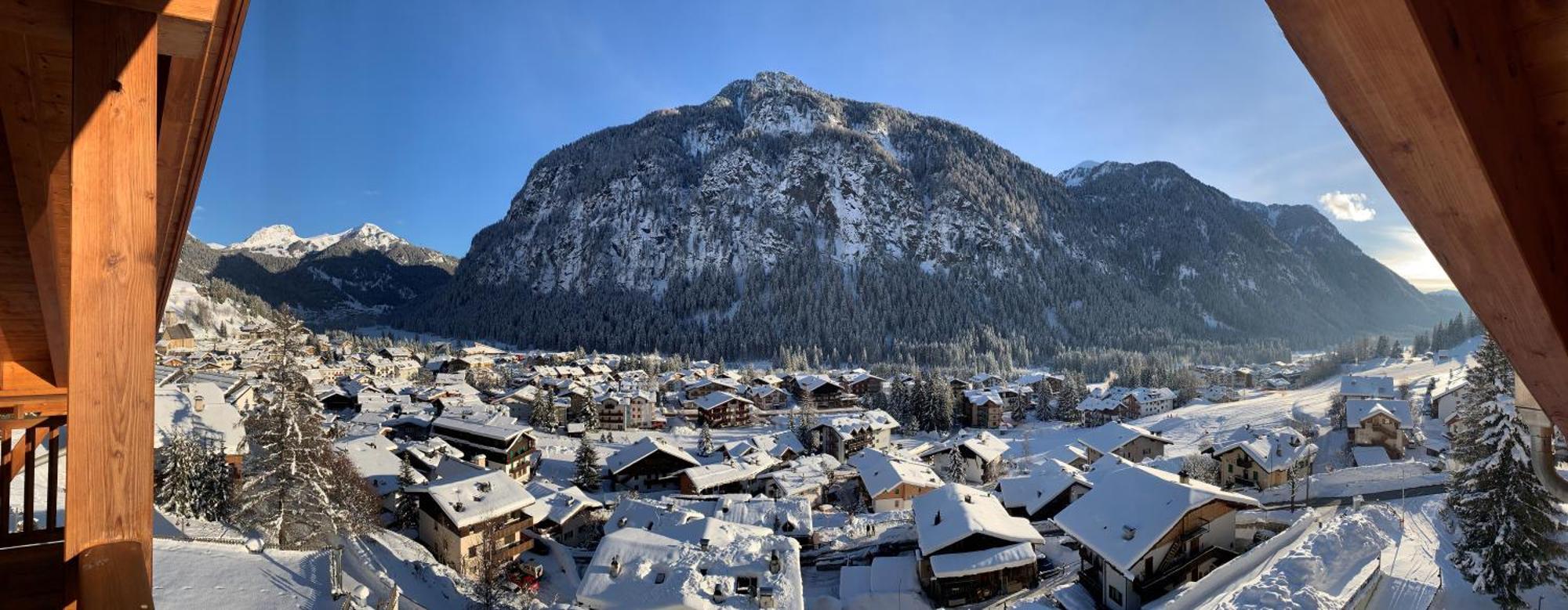 Hotel Stella Montis Campitello di Fassa Esterno foto