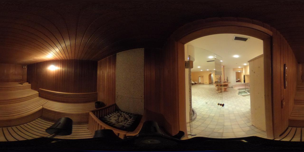 Hotel Stella Montis Campitello di Fassa Esterno foto