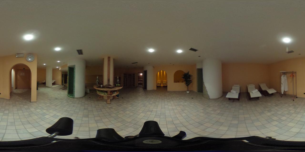 Hotel Stella Montis Campitello di Fassa Esterno foto